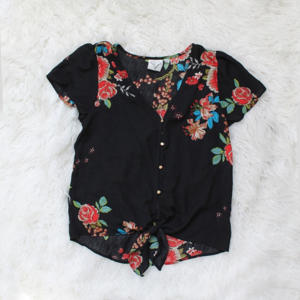 Vintage‎ Floral V Neck